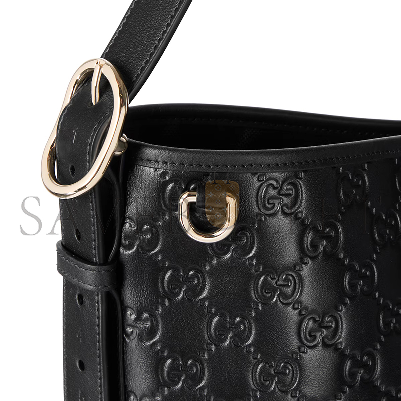 GUCCI GG EMBLEM SMALL SHOULDER BAG 848881 (26*24*10cm)